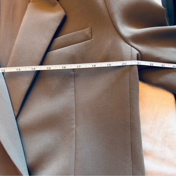 Dynamite Noa Oversized Blazer - Picture 7 of 10